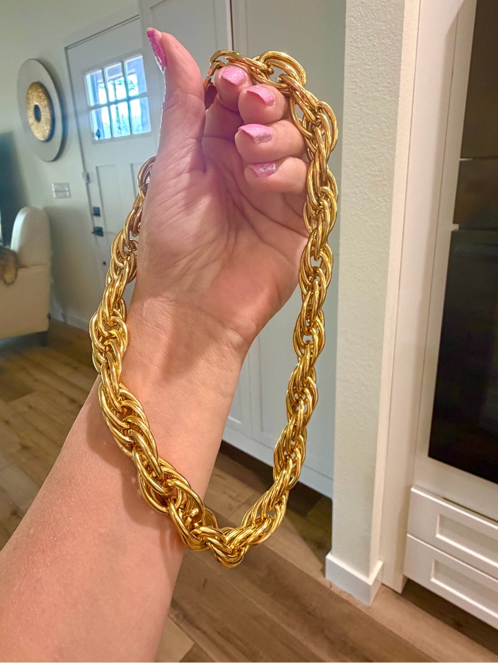 Vintage Chunky Gold-Plated Interlocking Rosa Rope Statement Chain - Picture 2 of 5